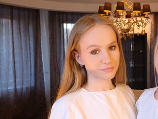 EllaAndOdelyna's Cam4 live shows Profile Image